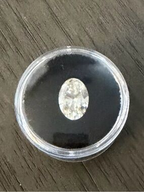 3.02 Carat Oval Cut lab Diamond